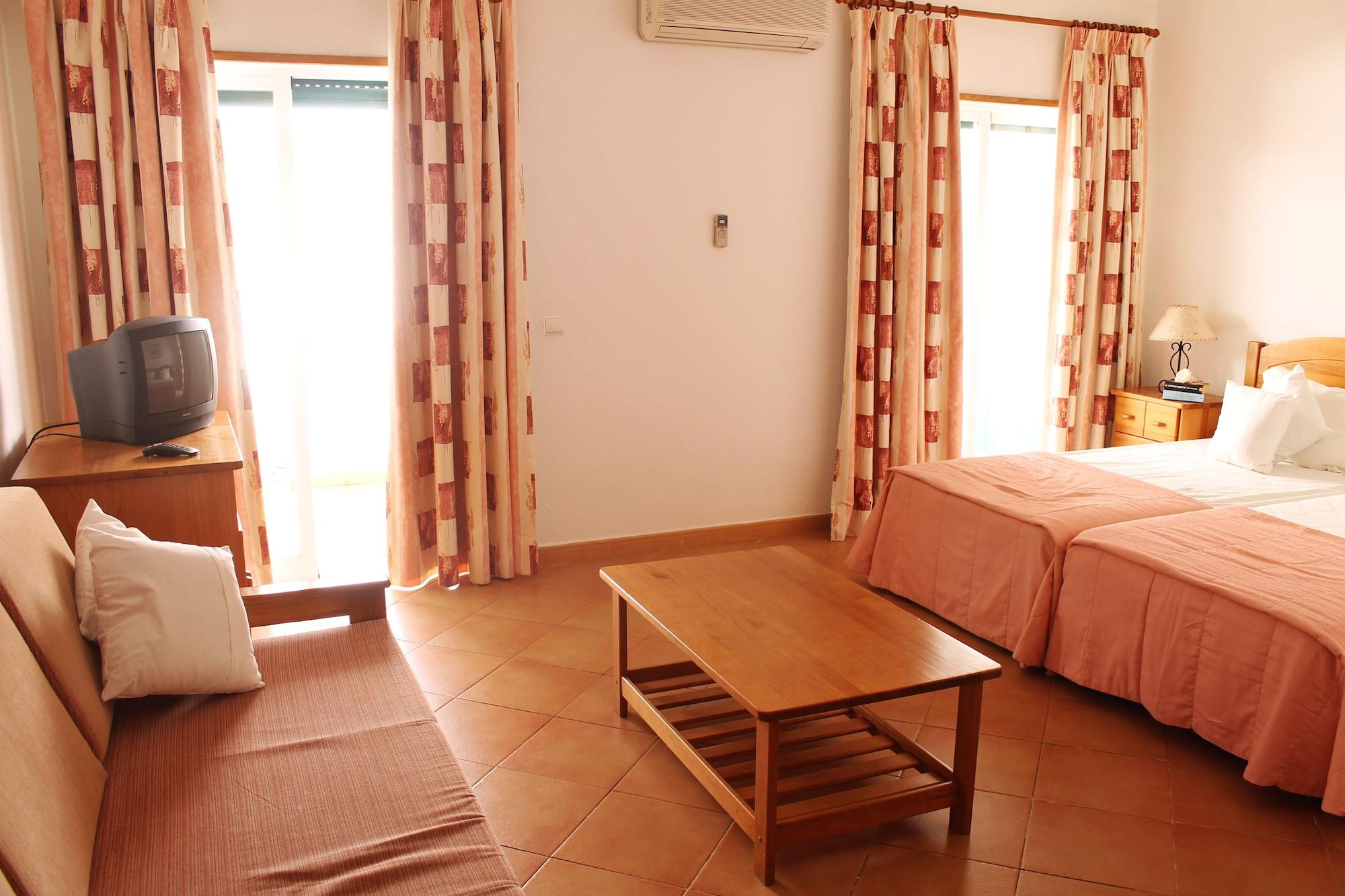 Oasis Beach Apartments Luz Dış mekan fotoğraf