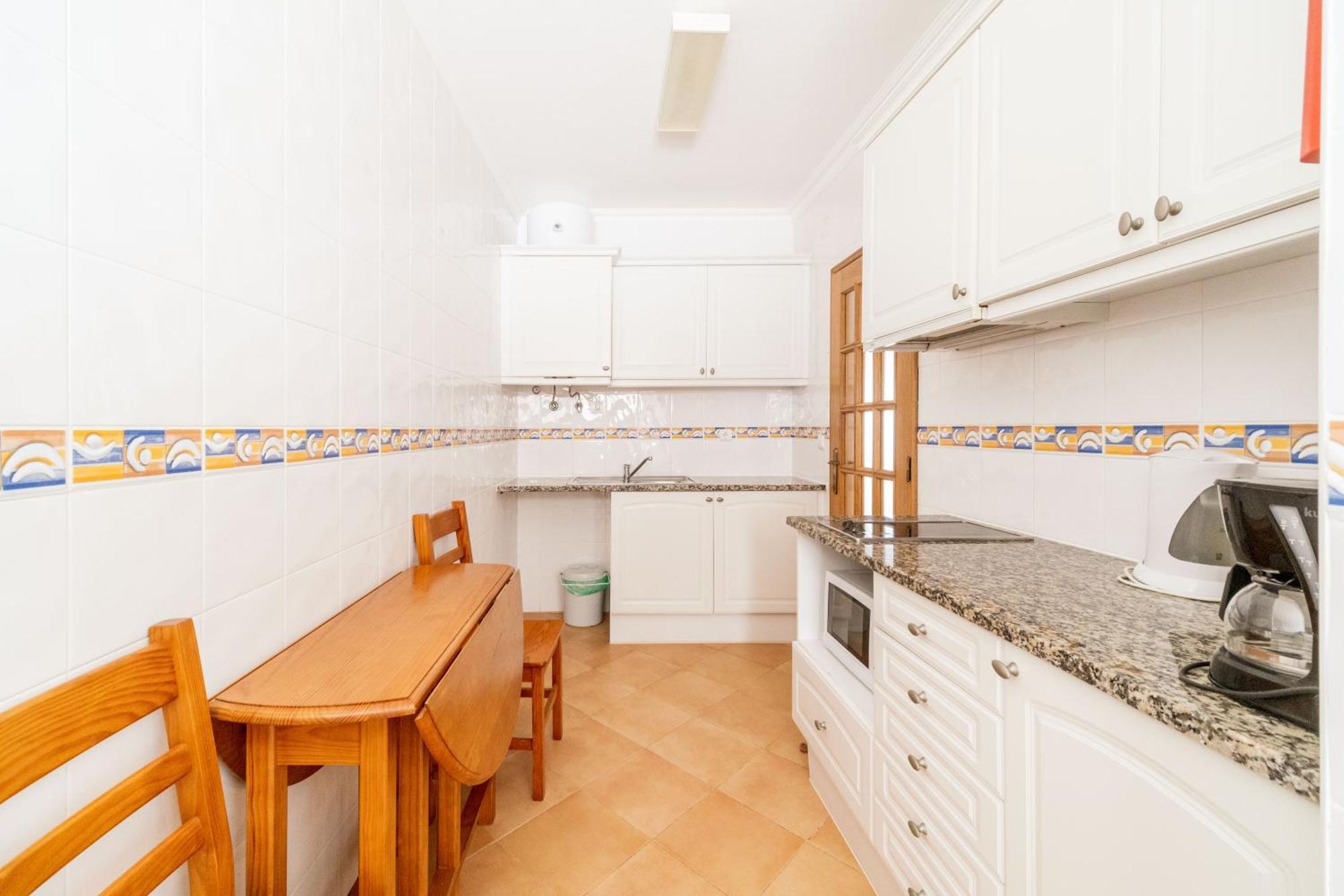Oasis Beach Apartments Luz Oda fotoğraf